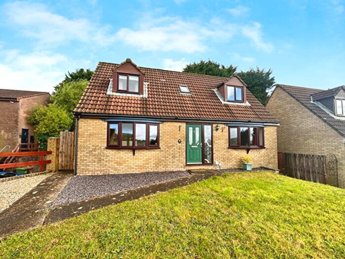 3 Bedroom House To Rent In Brynawel, Caerphilly, CF83