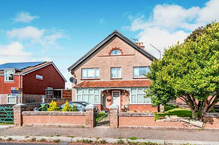 1 Bedroom Studio Flat To Rent In Normanton Avenue, Bognor Regis, PO21