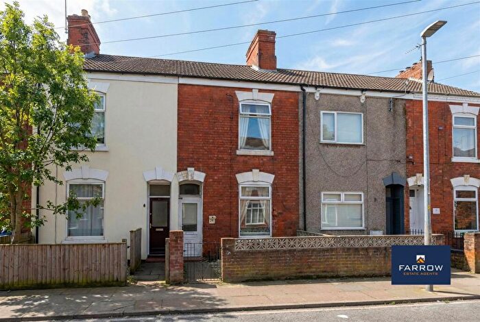 3 Bedroom Terraced House For Sale In Duke Street, Grimsby, DN32
