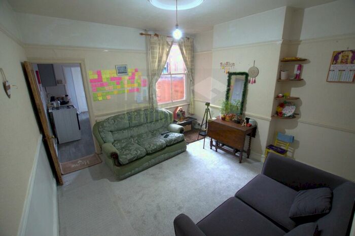 3 Bedroom Terraced House To Rent In Hartopp Road, Clarendon Park, LE2