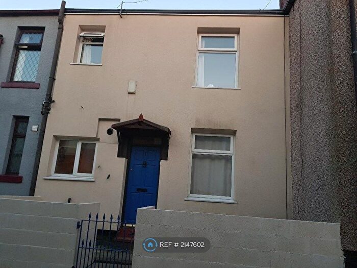 2 Bedroom Terraced House To Rent In Back Patience Street, Rochdale, OL12