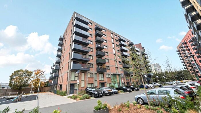 1 Bedroom Flat For Sale In Cranton Avenue, Hayes, UB3