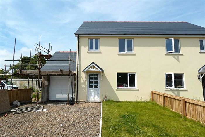 3 Bedroom Semi-Detached House For Sale In Heol Newydd, Letterston, Haverfordwest, SA62