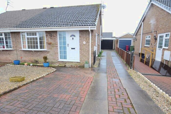 2 Bedroom Bungalow To Rent In Holme Close, Brigg, DN20