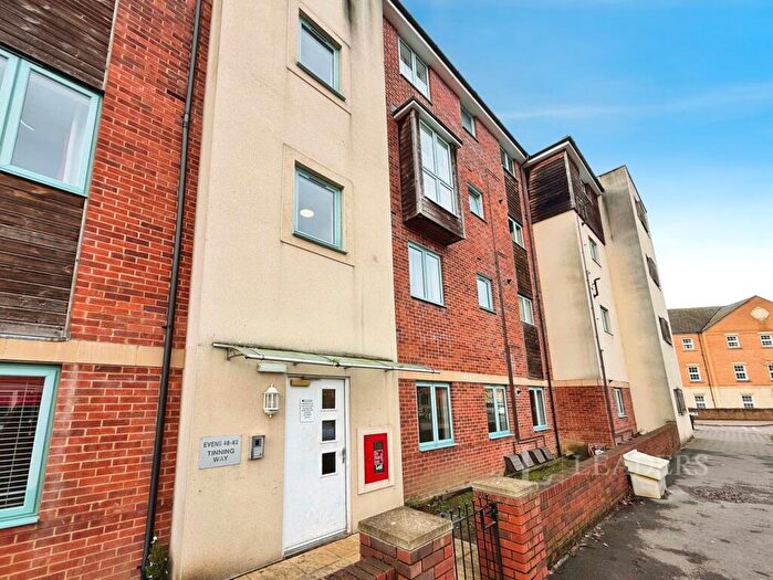 2 Bedroom Flat To Rent In Tinning Way, Eastleigh, Hampshire, SO50