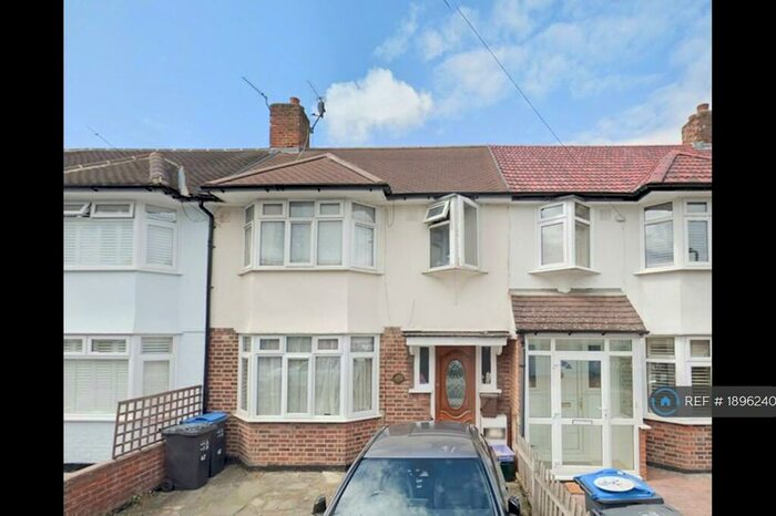 3 Bedroom Terraced House To Rent In Worcester Close, Mitcham, CR4
