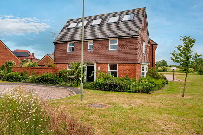 5 Bedroom Detached House For Sale In Shuttle Street, Whitchurch, RG28