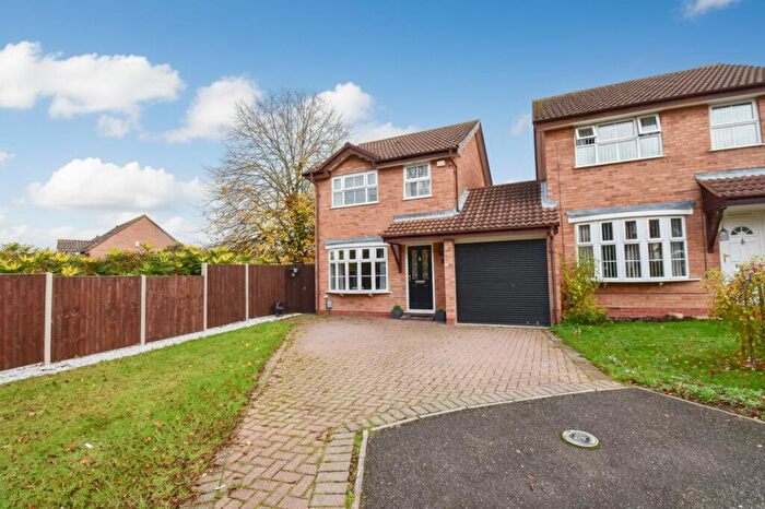 3 Bedroom Link Detached House For Sale In Westminster Gardens, Kempston, MK42