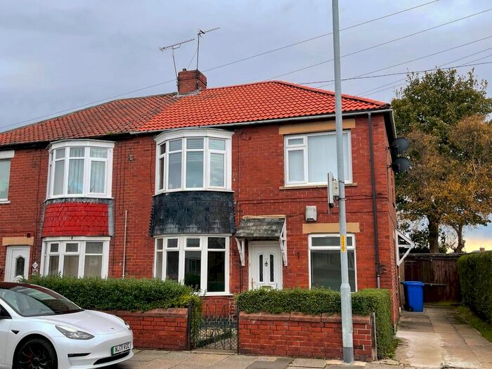 2 Bedroom Flat To Rent In Newsham Road, Blyth, NE24