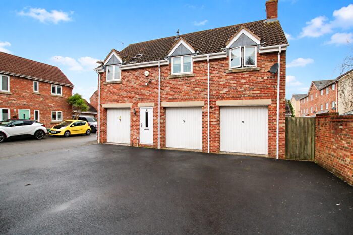 1 Bedroom Coach House For Sale In Rosemary Crescent, Portishead, Bristol, BS20