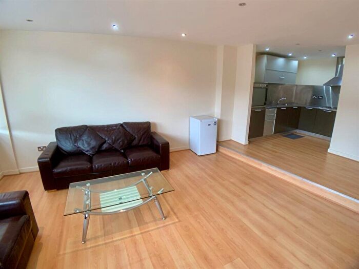 2 Bedroom Flat To Rent In Metropolitan Apartments, Leicester, LE1