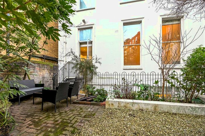 2 Bedroom Flat To Rent In Boltons Place, South Kensington, SW5