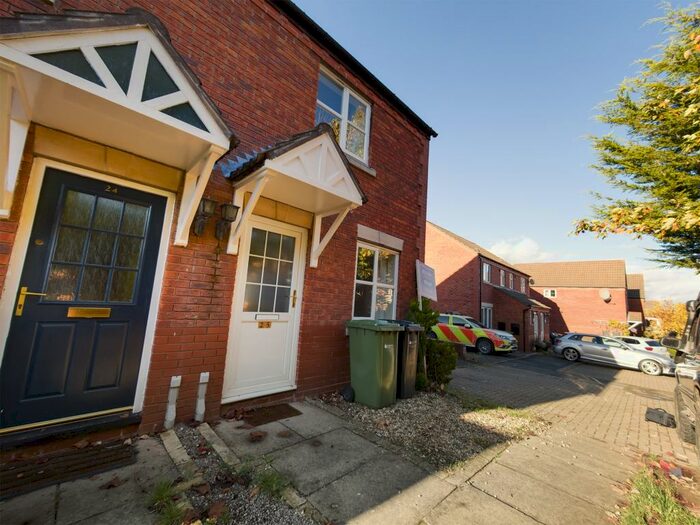 2 Bedroom End Of Terrace House To Rent In Farringdon Avenue, Hereford, HR2