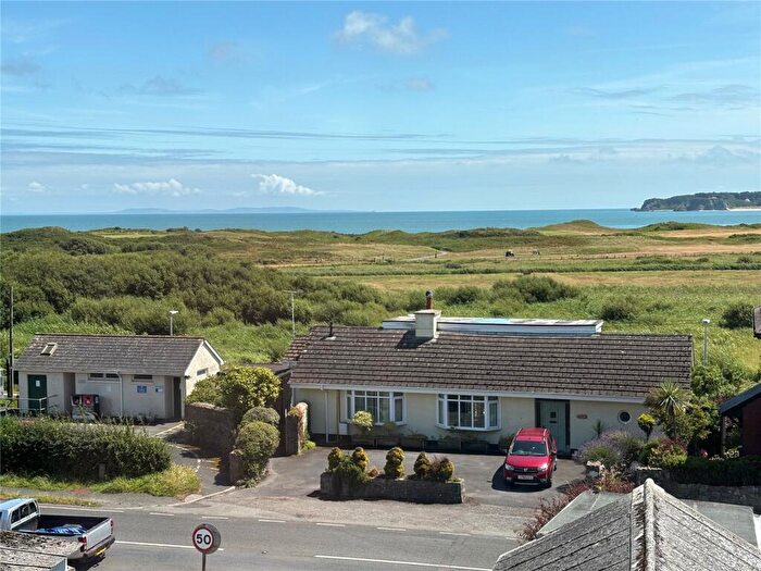 2 Bedroom Flat For Sale In Penally, Tenby, Pembrokeshire, SA70