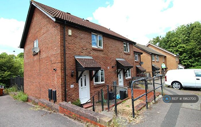 2 Bedroom End Of Terrace House To Rent In Brenzett Close, Chatham, ME5