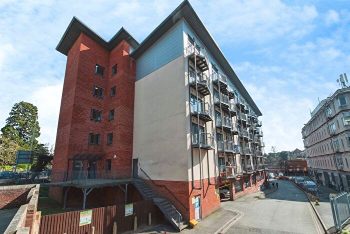 1 Bedroom Studio For Sale In New North Road, Exeter, EX4