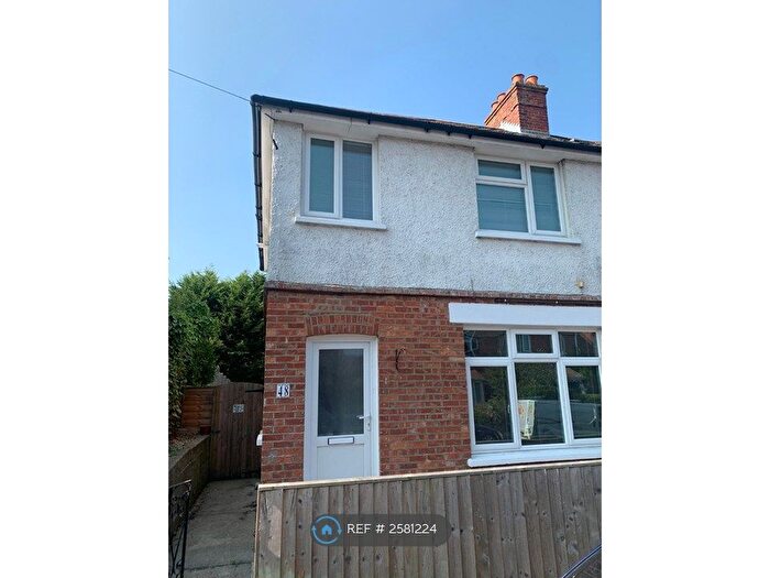 3 Bedroom Semi-Detached House To Rent In Harding Road, Ryde, PO33