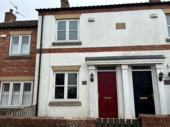 2 Bedroom Terraced House To Rent In Main Street, Fridaythorpe, YO25