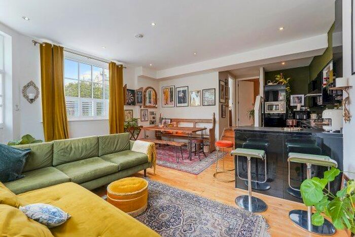 1 Bedroom Flat To Rent In Sheen Road, Richmond, TW9