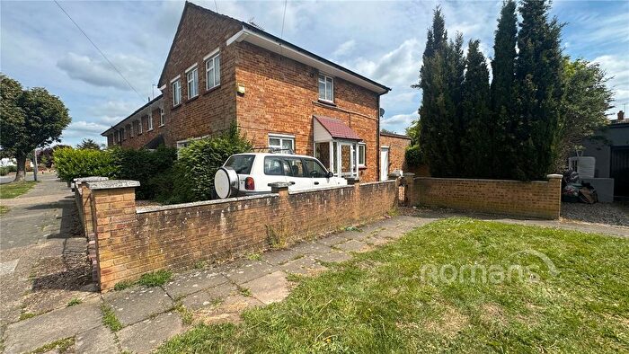 3 Bedroom End Of Terrace House For Sale In Mulberry Crescent, West Drayton, UB7