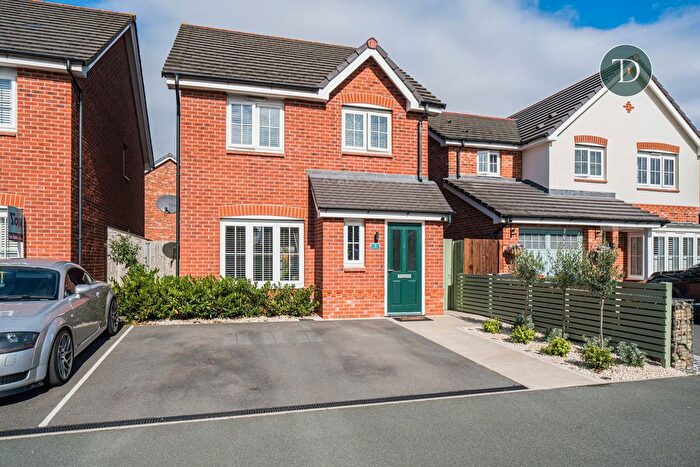 3 Bedroom Detached House For Sale In Grayling Avenue, Ellesmere Port, CH66