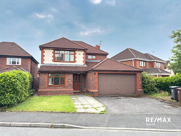 4 Bedroom Detached House For Sale In Challum Drive, Chadderton, OL9