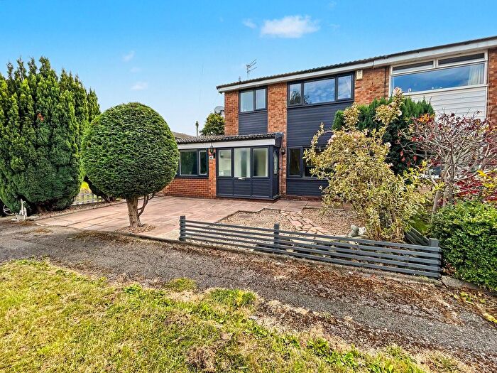 3 Bedroom Semi-detached House For Sale In Wilton Gardens, Radcliffe, M26