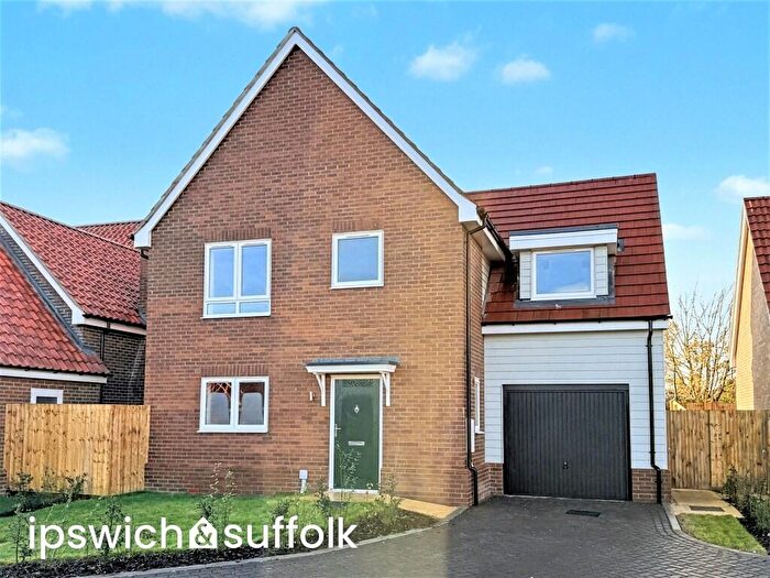 3 Bedroom Detached House For Sale In Spalding Way, Chelmondiston, IP9