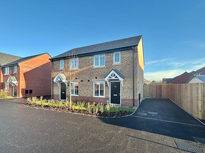 3 Bedroom Semi-Detached House To Rent In Tamerlane Road, Crewe, Cheshire, CW1