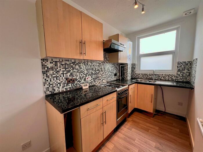 2 Bedroom Flat To Rent In Leyland Road, Southport, PR9