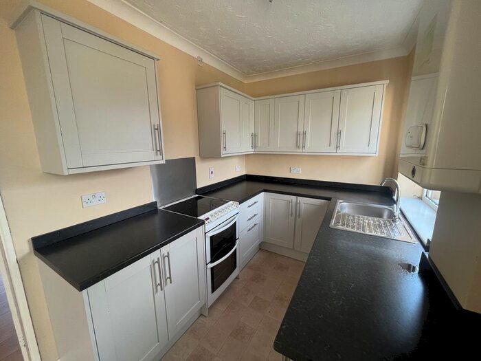 2 Bedroom Property To Rent In Deerfield Road, March, PE15