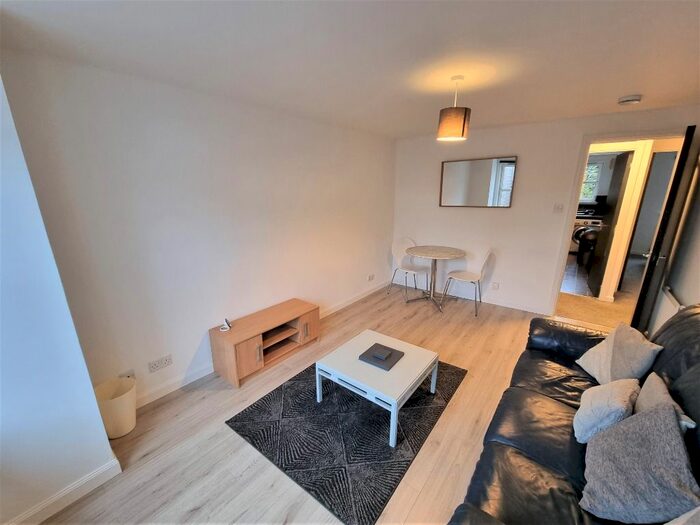 2 Bedroom Flat To Rent In Holburn Street, Holburn, Aberdeen, AB10