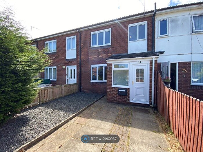 3 Bedroom Semi-Detached House To Rent In Kinross Drive, Newcastle Upon Tyne, NE3