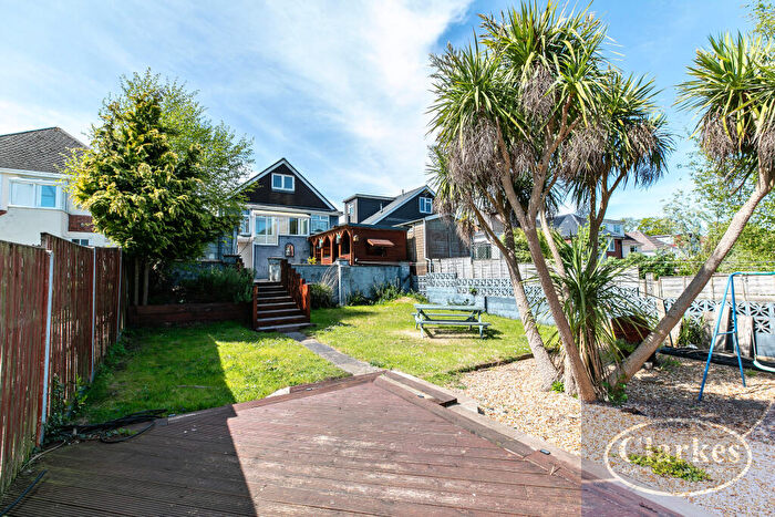 4 Bedroom Detached Bungalow For Sale In Dowlands Road, Hill View Catchment, BH10