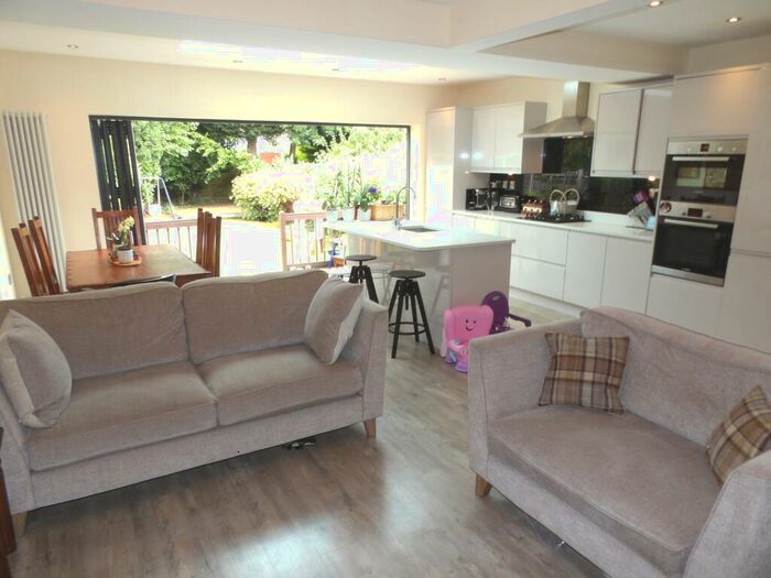 3 Bedroom House To Rent In Arnold Road, Shirley, B90