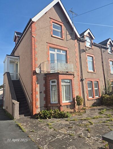 2 Bedroom Flat To Rent In Rhos Road, Rhos On Sea, LL28