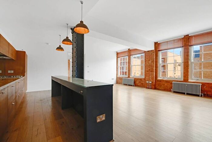2 Bedroom Flat For Sale In The Jam Factory, Green Walk, SE1