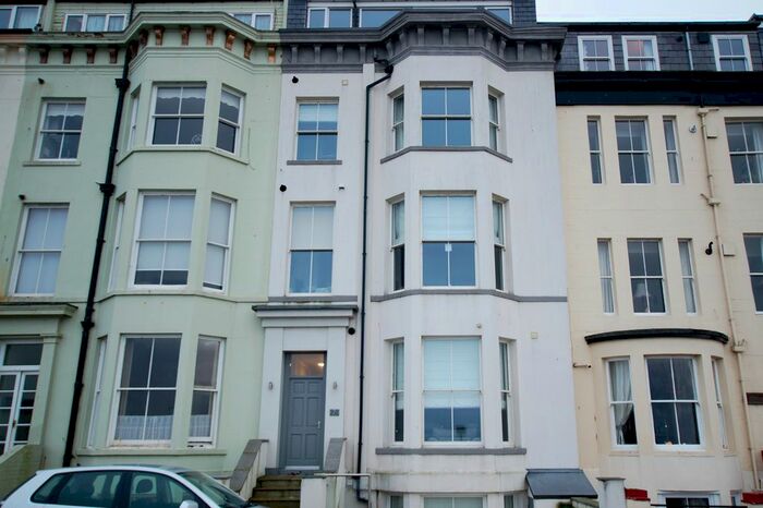 2 Bedroom Flat To Rent In Blenheim Terrace, Scarborough, YO12