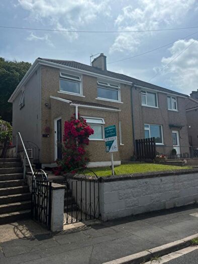 3 Bedroom Semi-Detached House For Sale In Graig Park Hill, Newport, NP20