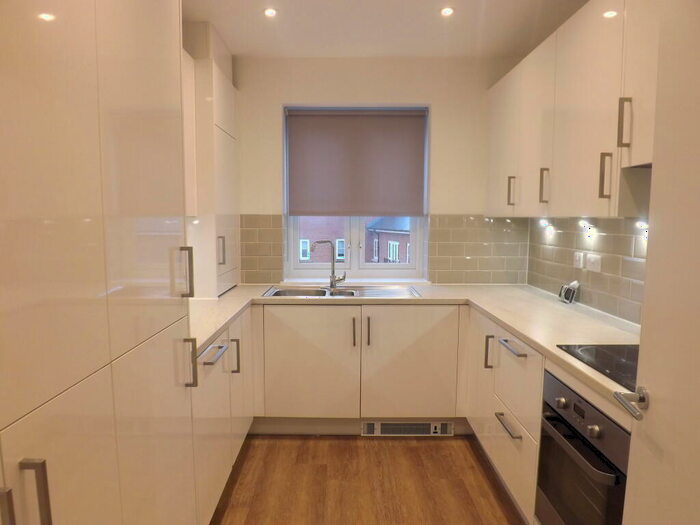 2 Bedroom Apartment To Rent In Fielding House, Waterlooville, PO7