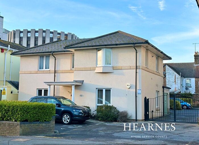 1 Bedroom Flat For Sale In Longfleet Road, Poole, BH15