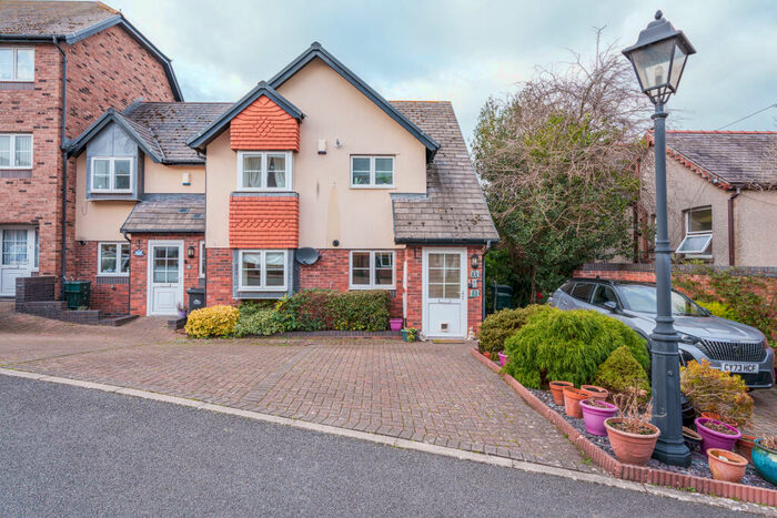 2 Bedroom Flat To Rent In Pentre Wech, Conwy (Town), Conwy (County Of), LL32