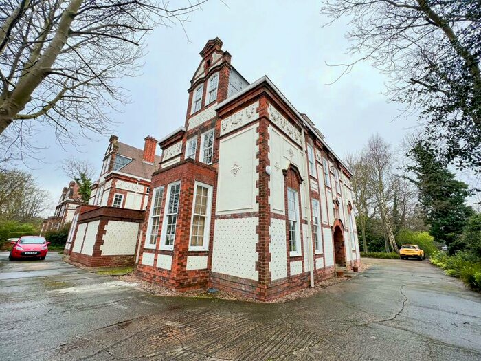 3 Bedroom Flat To Rent In Salisbury Street, Hull, HU5