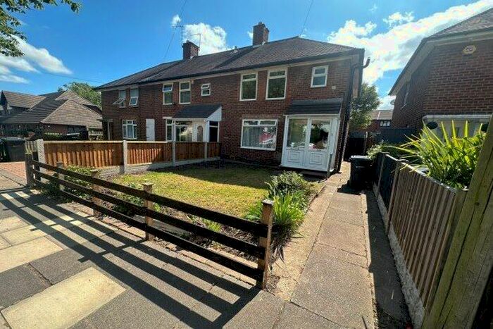 3 Bedroom Semi-Detached House To Rent In Cateswell Road, Birmingham, B28