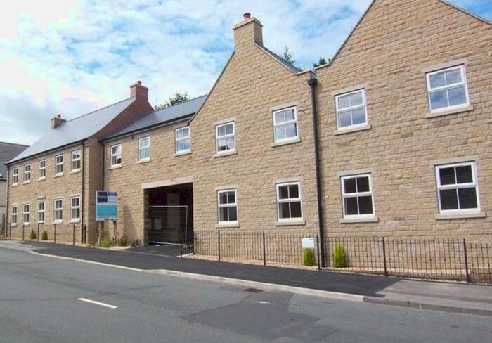 2 Bedroom Flat To Rent In Manchester Road, Thurlstone, Sheffield, S36