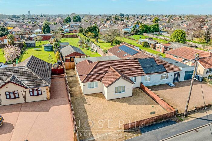 5 Bedroom Semi Detached Bungalow For Sale In Bell Lane, Kesgrave, IP5