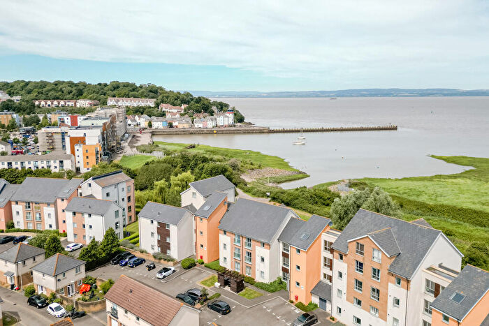 2 Bedroom Flat For Sale In Kittiwake Drive, Portishead, Bristol, Somerset, BS20