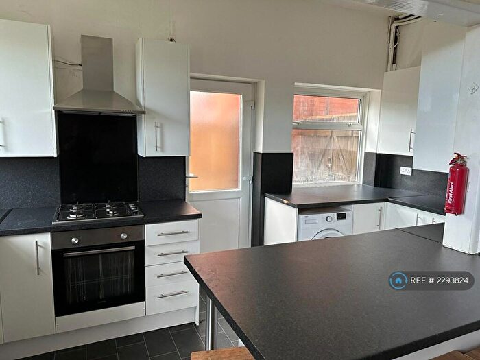 7 Bedroom Detached House To Rent In Bengal Road, Bournemouth, BH9