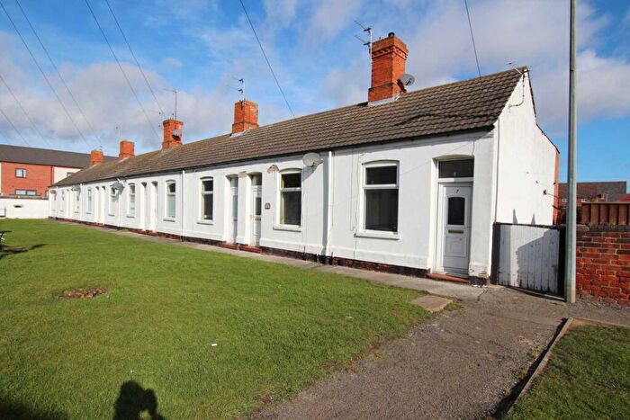 1 Bedroom Terraced House To Rent In The Square, Weelsby Street, DN32