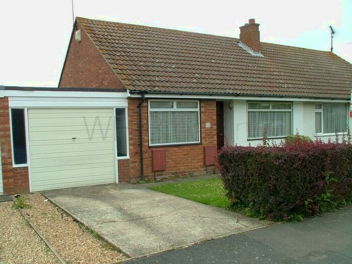 2 Bedroom Bungalow To Rent In Frognal Gardens, Teynham, ME9